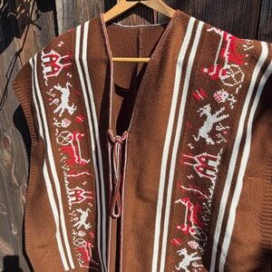 Vintage 70s Horse Buggy Print Brown Poncho Sweater